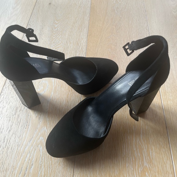 Black suede Michael Kors - Picture 2 of 3